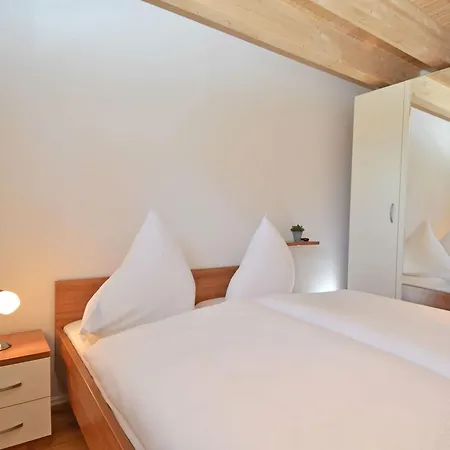 アパート Kojenhus ガガー